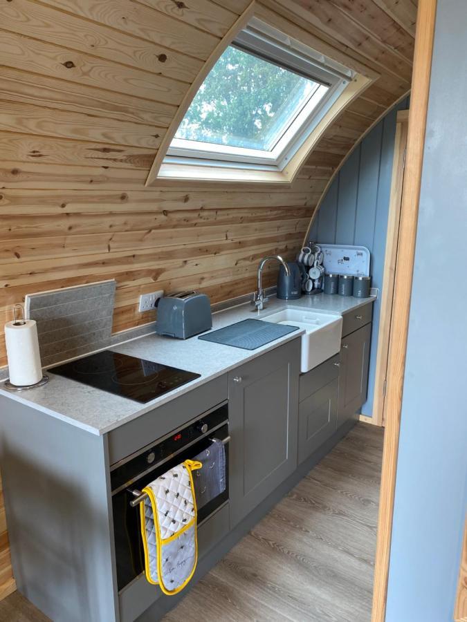 Mowbray Cottages & Glamping South Kilvington ภายนอก รูปภาพ