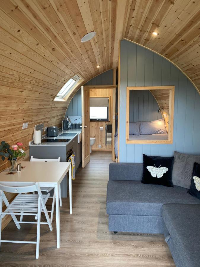 Mowbray Cottages & Glamping South Kilvington ภายนอก รูปภาพ