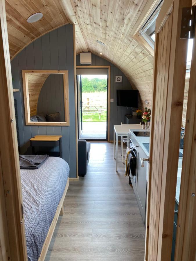 Mowbray Cottages & Glamping South Kilvington ภายนอก รูปภาพ