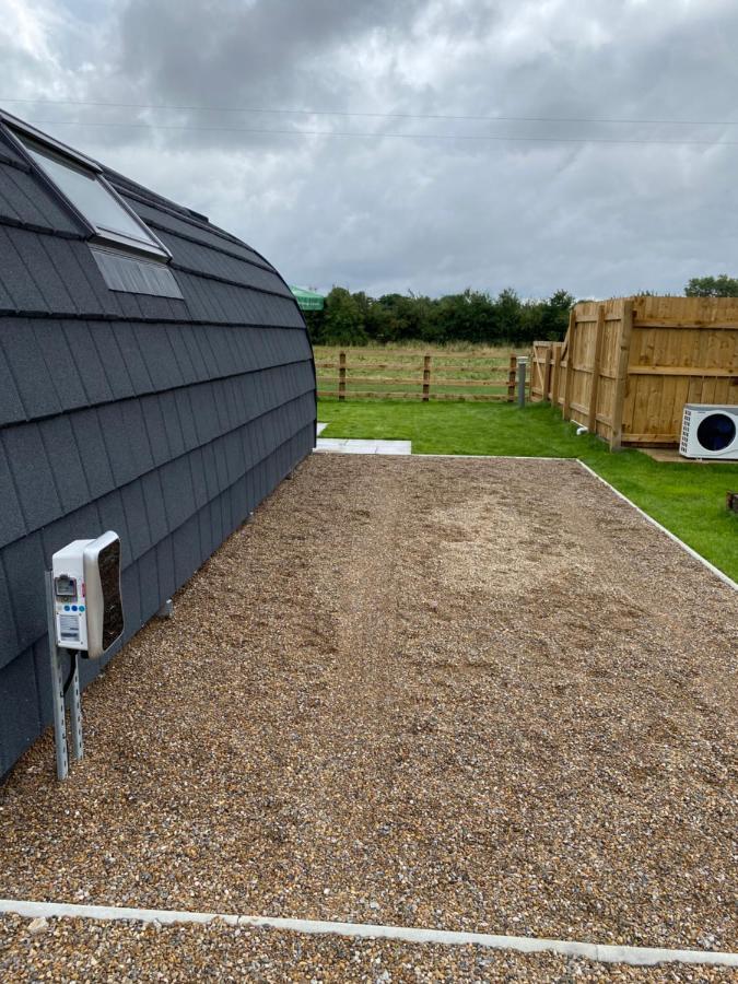 Mowbray Cottages & Glamping South Kilvington ภายนอก รูปภาพ