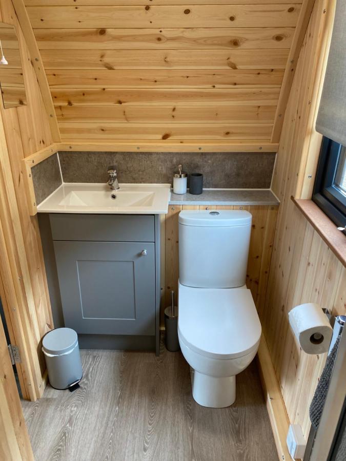 Mowbray Cottages & Glamping South Kilvington ภายนอก รูปภาพ